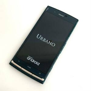 SH★ 1円スタート au URBANO V02 京セラ KYV34SGA スマホ ディープグリーン 初期化済み 判定○ 中古 箱、充電スタンド、取説類付き