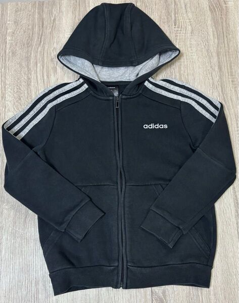 adidas アディダス パーカー 130cm