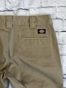 ディッキーズ Dickies 夏用ノータックチノショートパンツ カーキ32インチ 中古