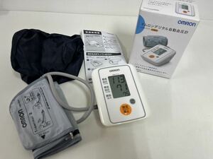 1円スタート！管22389 OMRON オムロン デジタル自動血圧計 上腕式 HEM-7111