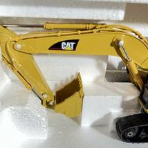 CAT　365B L Series II Excavator 　油圧ショベル　１/50 　55058　ミニカー　9-3_画像3