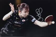 ☆早田ひな　直筆サインフォト/写真　日本代表　卓球選手　ITTF世界ランキング最高位シングルス5位・ダブルス1位。段級位7段　_画像1