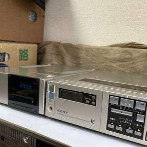 ★動作OK★SONY SL-F1&TT-F1★4D.D Fメカ搭載高級機★ベータポータブルビデオデッキ★1981年 定価￥274,000円 ソニー 日本製★の画像2