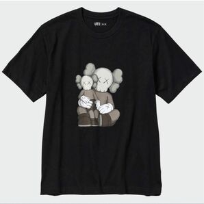 カウズ UT グラフィックTシャツ（半袖）Lサイズ 黒