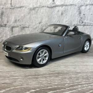 【YH-8316】ジャンク品 Kyosho BMW Z4 1/18 京商 ミニカー シルバー 箱無し