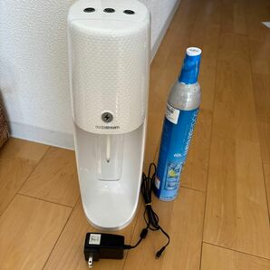 ソーダストリーム sodastream ワンタッチ ホワイト 炭酸水メーカー