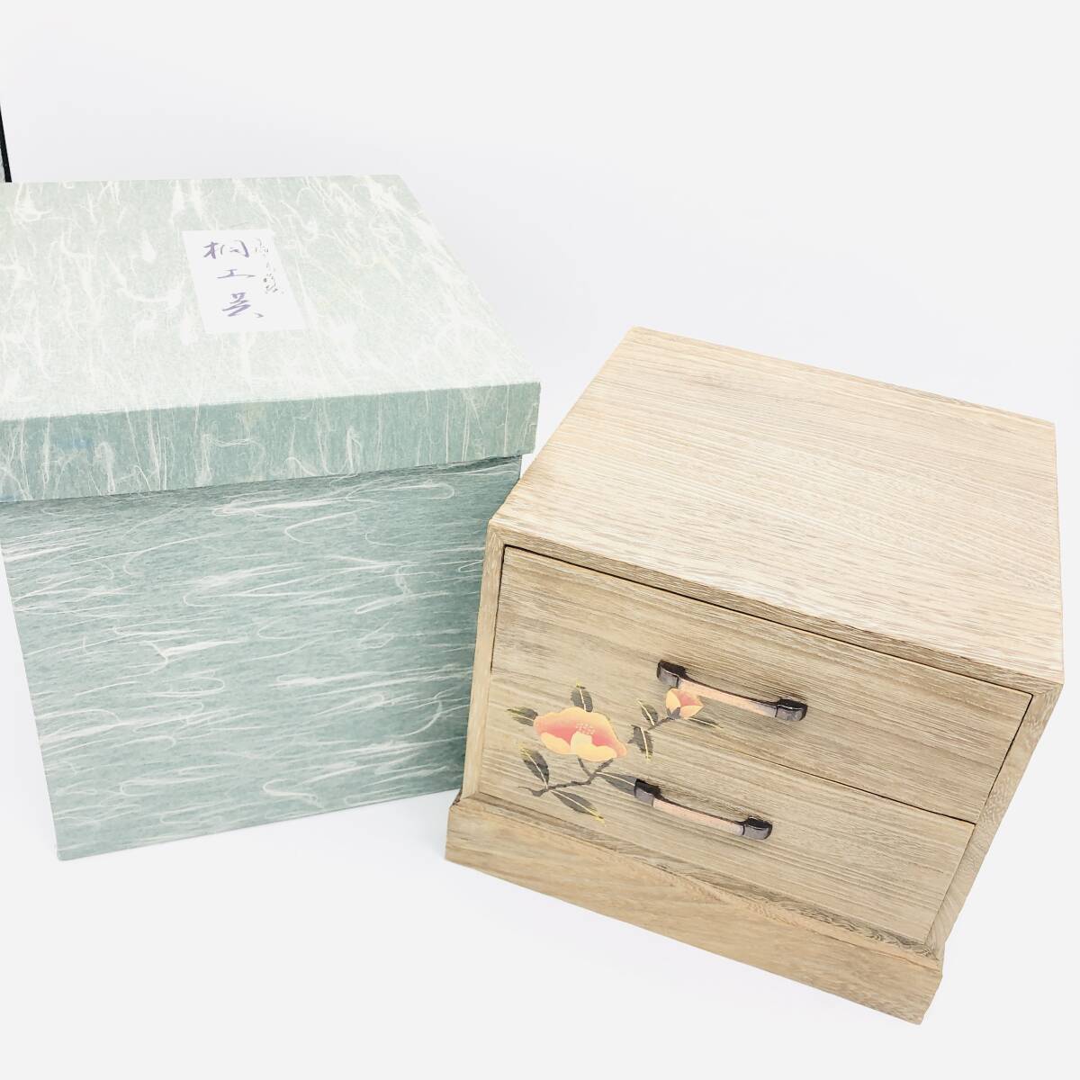 Storage item, Paulownia craft, hand-painted, Takamaki-e, Paulownia wood, small drawer, storage, storage box, small items, two-tier, camellia, picture, drawer, Japanese style, box included, furniture, interior, chest of drawers, chest, Japanese chest of drawers