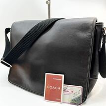 美品 COACH コーチ メンズ メッセンジャーバッグ ショルダー フラップ ビジネス 通勤通学 レザー ブラック系 茶 A4収納 肩 斜め掛け_画像1