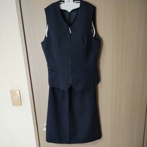 OL制服　5号上下セット　匿名発送　送料無料_画像1