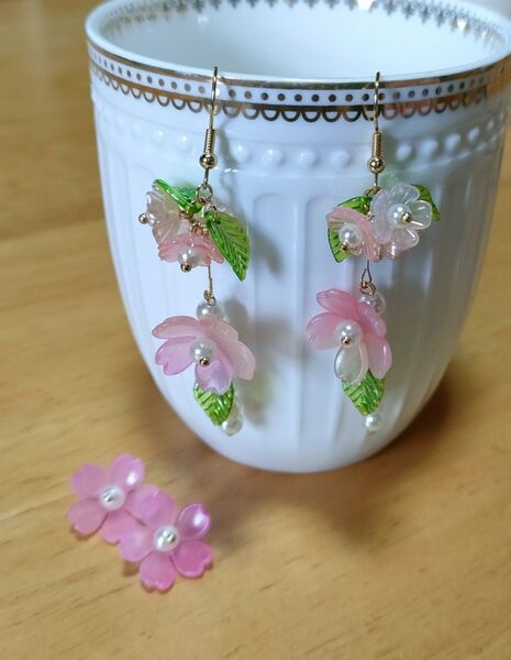 桜ピアス ピンク 15 ハンドメイド アクリルビーズ 樹脂パーツ変更可