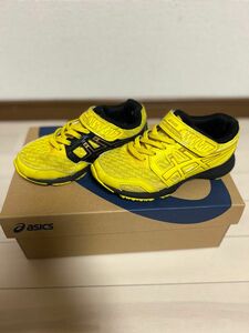 asics LAZERBEAM（レーザービーム）キッズ　ジュニア　19センチ！