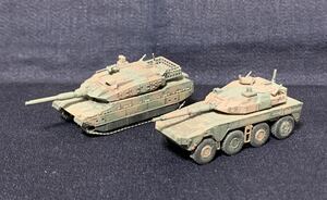 エフトイズ 1/144 10式戦車 16式機動戦闘車 組立済 2台セット ワールドタンクミュージアムキット vol.2 陸上自衛隊編 最新装備車両 海洋堂