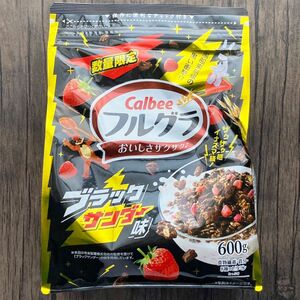 カルビー フルグラ ブラックサンダー味 600g 1袋