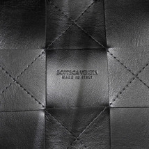 ボッテガヴェネタ BOTTEGA VENETA イントレチャート スモール カセット クロスボディバケットバッグ レザー 黒 680218 中古 新入荷 OB1728_画像6