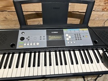 ヤマハ　YAMAHA　PSR-E233　電子キーボード　電子ピアノ　専用スタンド　ヘッドフォン付き　_画像2