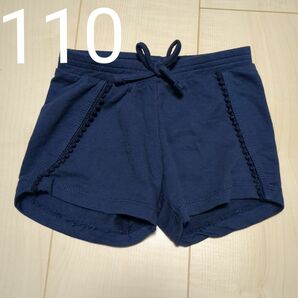 約110センチ　4T　ショートパンツ 紺色