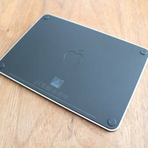 [程度良好/現行モデル] Apple Magic Trackpad 3（Multi-Touch対応）Black Wireless Model A1535 MMMP3ZA/A ブラック トラックパッド 3の画像6