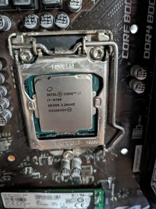 ジャンク　intel Core i7-8700 CPUプロセッサー