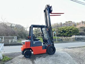 TOYOTA トヨタ ガソリンエンジン回転フォークリフト MT車2トン 型式:5FG20 最大揚高 3m 1542Hr