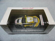 未開封新品 スパーク 1/64 Porsche 911 GT3 R #99 ROWE Racing 2nd FIA World Cup Macau 2019_画像7