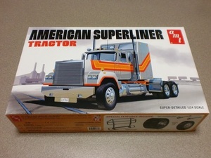 AMT 1/24 アメリカン スーパーライナー セミトラクター キャブ　American Superliner Semi Tractor Cab amt 1235