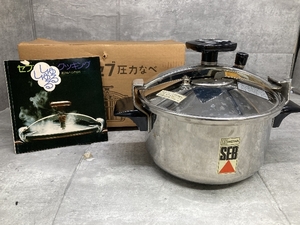 B2g SEB セブ 圧力なべ 圧力鍋 フランス製 セブジャパン キッチン用品 ステンレス 調理器具 4.5Ｌ お料理 煮込み料理