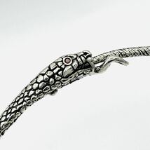 美品 gunda ガンダ NAGA18 BANGLE バングル スネイク 蛇 SV925 ガーネット アクセサリー 専用BOX付き 送料無料_画像3