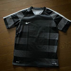 【NIKE カッコいいサッカーTシャツ size .kids L150】