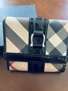 Burberry バーバリー　Wホック 二つ折り 財布