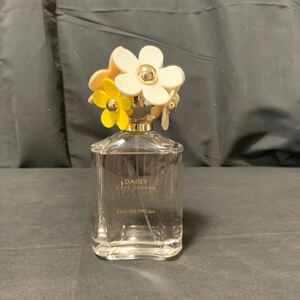 MARC JACOBS DAISY EAU SO FRESH マークジェイコブス デイジー オーソーフレッシュ　オードトワレ 125ml 香水 残量多