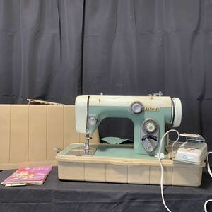 JANOME ジャノメ ミシン MODEL 670 ハードカバー フットペダル 説明書 付き 通電確認済み アンティーク レトロ ハンドメイド 手芸 裁縫