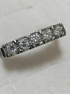 プラチナ一文字ダイヤモンドリング　0.4ct