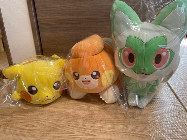 ポケットモンスター　めちゃもふぐっとぬいぐるみ　パモ　ニャオハ　ピカチュウ　3体セット販売 ぬいぐるみ