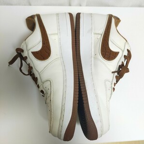 NIKE ナイキ 306509-121 NIKE AIR FORCE 1 LOW NYC エアフォース1 スニーカー 28㎝ ホワイト/バイソン-バーシティレッドの画像4