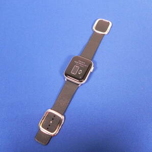 t2927 Apple Watch SE (GPS) アルミニウム 40mm MKQ93J/A A2351 + Apple純正 ミッドナイトモダンバックル M バンド ML7E3FE/A 付きの画像8