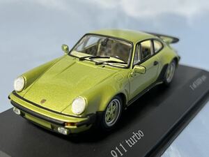 ミニチャンプス 製　　ポルシェ　911 ターボ 1977年 ライト　グリーン　メタリック 1/43