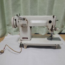 中古ジャンク扱い!!ブラザーミシン　BROTHER　DELUXE　MODEL:HA2-B150　ライトの通電と手回しで針上下の動作確認済み_画像4