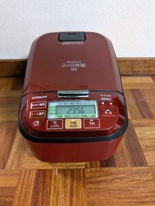 【中古】HITACHI 日立 ふっくら御膳 5.5合炊き ルビーレッド RZ-TS105M 2022年製