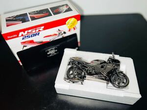 HONDAホンダ NSR250R 世界の名車　シリーズ　Vol.40 レッドバロン　レーサー　レプリカ　箱付き