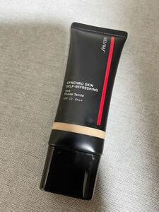 新品即決　SHISEIDO シンクロスキン セルフリフレッシングティント 225 化粧下地 ファンデーション 資生堂 