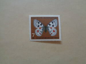 ドイツ切手　1962年　蝶切手　レッドアポロ(Parnassius apollo - アゲハチョウ科)　　7+3