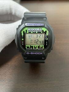 完動品　電池交換済み　G-SHOCK×マジカルモッシュミスフィッツ　MXMXM