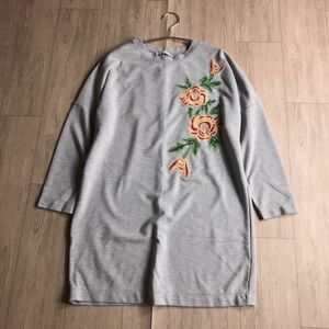 100円スタート○ ZARA ザラ　花柄　刺繍　ステッチ　チュニック　ワンピース