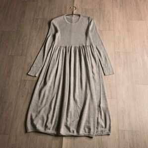 100円スタート♪ MUJI 無印良品 おしゃれデザイン リブ ドッキング ワンピース ニットの画像1