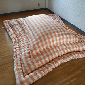  super water repelling processing large size square kotatsu futon thickness .. thick cloth orange check clean safety made in Japan ( feather futon quilt futon mattress pillow ) exhibiting..