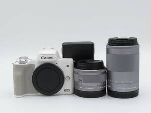 ★極上美品★ Canon EOS Kiss M ダブルズームキット ★動作OK★#i331