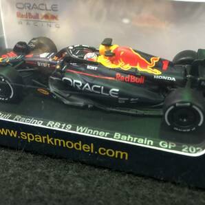 ●新品未開封●Ｙ287●スパーク 1/64 オラクル レッドブル レーシング RB19 2023 F1 #1 M.フェルスタッペン の画像3