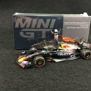 ●値下げ●新品未開封●ミニGT 1/64 オラクル レッドブル レーシング RB18 2022 F1 モナコGPウィナー #11 S.ペレス フィギュア付の画像1