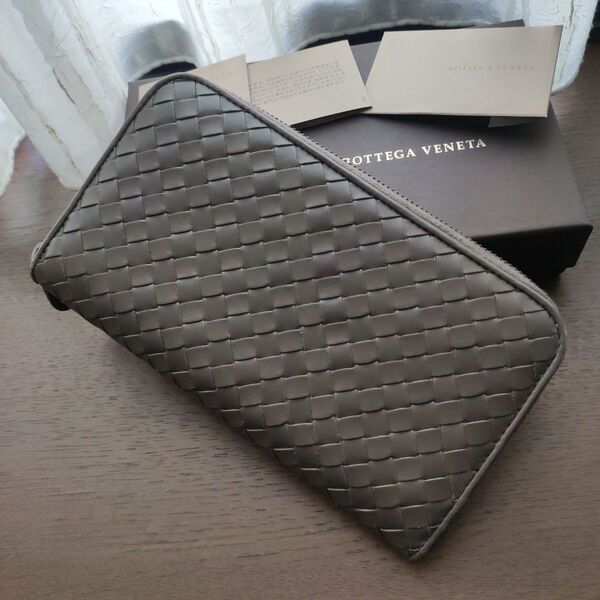 新品同様 財布 ボッテガ・ヴェネタ 114076 V4651 1300 長財布 BOTTEGA VENETA ボッテガヴェネタ