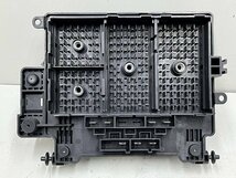 キャデラック エスカレード 03年 GMT800 6.0L 4WD ジャンクションブロック/ヒューズボックス 15177119 (在庫No:516826) (7491)_画像2